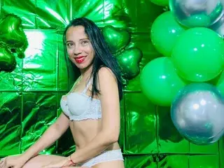 PerlaJohnsonRx  live sex cam