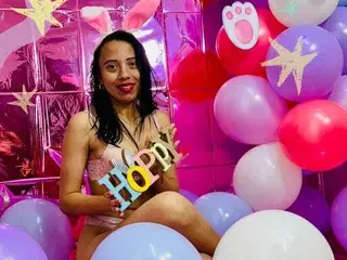 PerlaJohnsonRx  live sex cam