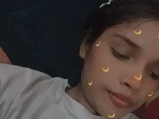 ArtiBeauti  live sex cam
