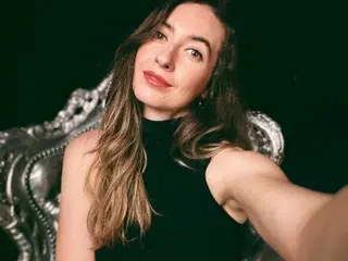 ElectricApril  live sex cam