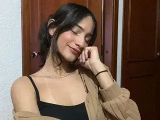 SaraRussellx  live sex cam