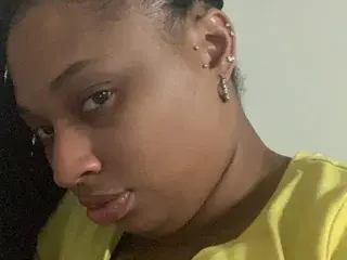 LovelyBeauty26  live sex cam