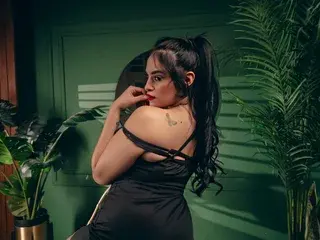 BarbaraSaen  live sex cam