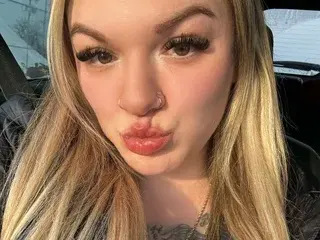 Dreamgrl25  live sex cam