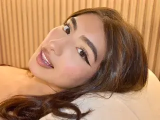 ElaineSamper  live sex cam