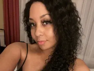 BriBanxxx42  live sex cam