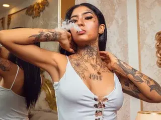 EmilieLake  live sex cam