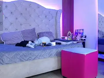 Charlotte_Jones__  live sex cam