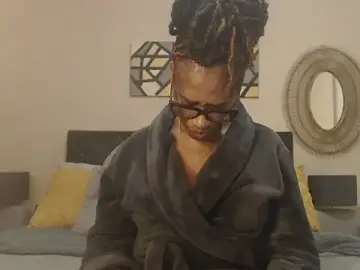 Creamyass22  live sex cam