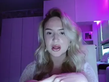 Jolenneky  live sex cam