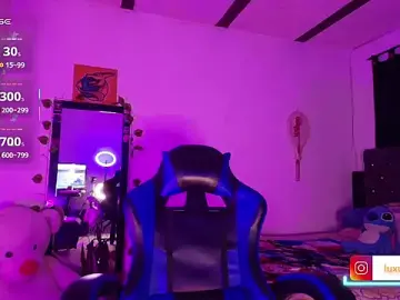 Pocahontaslovex  live sex cam