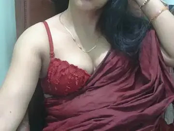 Heyitsheer  live sex cam