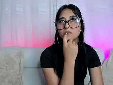 Molly_Hils789  live sex cam