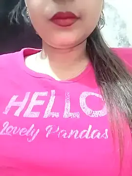 Shanaya-Hotty  live sex cam