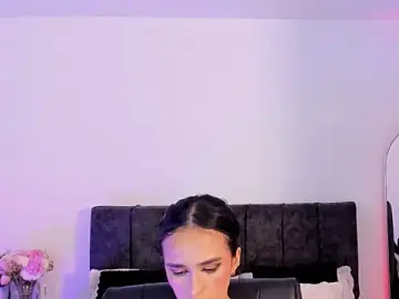 Taylormaxwell  live sex cam