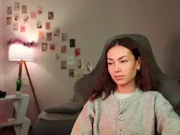 Branchwithflowerss  live sex cam