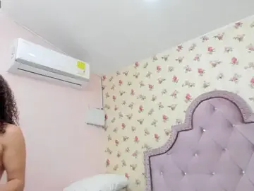 Crystal_watson0  live sex cam