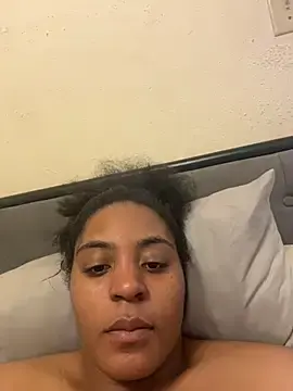 Prettlovely14  live sex cam