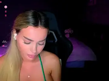 Ayla__Demir  live sex cam