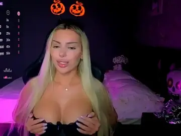 Ayla__Demir  live sex cam