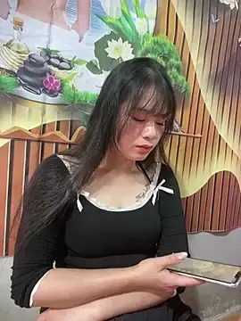 Bweao-gevea  live sex cam