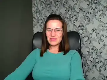Kelly_Kisss  live sex cam