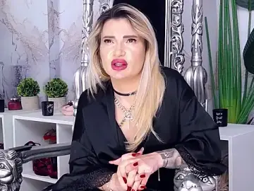 NightshadeIris  live sex cam