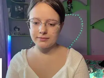 RoseLyyn  live sex cam