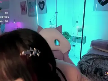 Zoe_Lynch_  live sex cam
