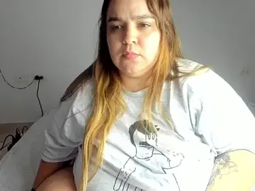 Blondylicious  live sex cam