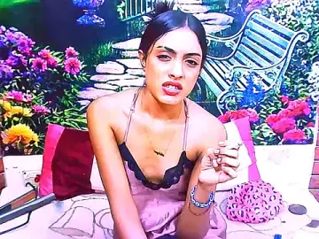 IndianPretty14u2Luv  live sex cam