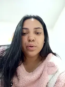 Naylasantos  live sex cam
