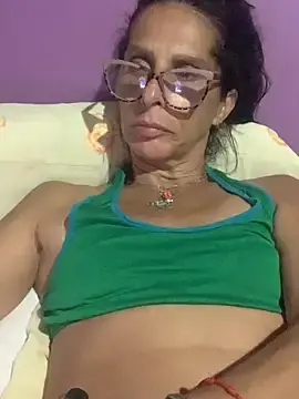 SaskiaStar  live sex cam