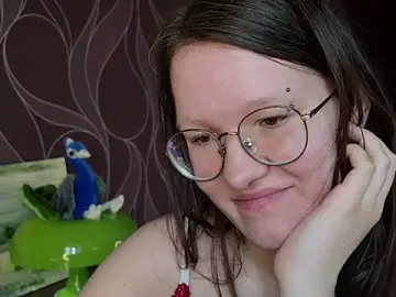 HairyMira  live sex cam