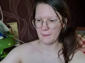 HairyMira  live sex cam