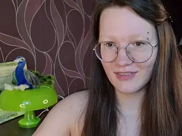 HairyMira  live sex cam