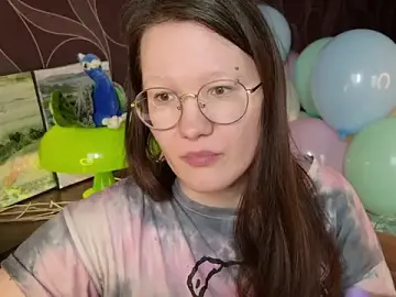 HairyMira  live sex cam