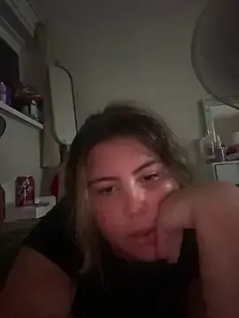 Hiddensecretxx  live sex cam