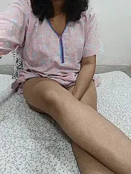 Mumbairubyrose  live sex cam