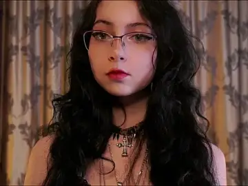 GwendaMunivez  live sex cam