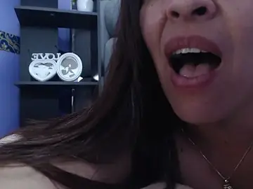 Lizeth_Bels  live sex cam