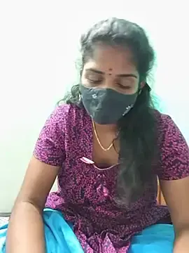 Tamil-yalini  live sex cam