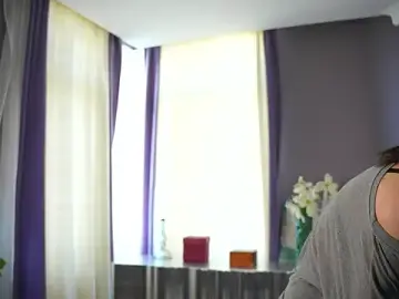 VikkiBevard  live sex cam