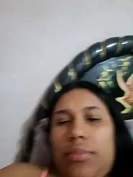 Akire28  live sex cam