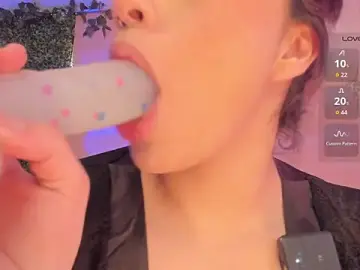 Mslalune  live sex cam