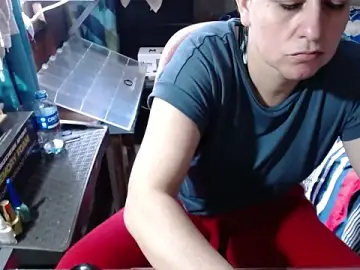 Barbiegomez  live sex cam