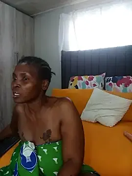 JUNIORBLACKBEAUTYJUXX01  live sex cam