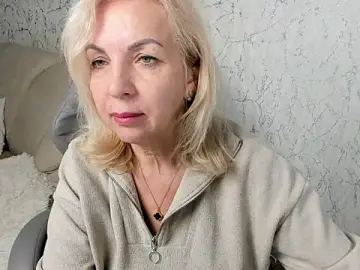 LiliaMoons  live sex cam