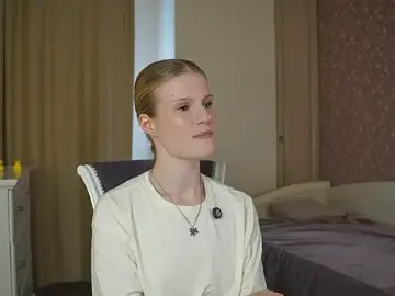 NatishaVentris  live sex cam