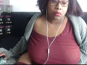 ROSEXXMARY  live sex cam